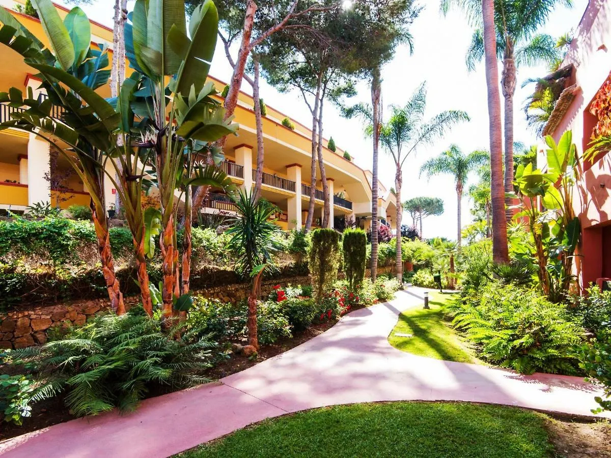 Апартаменты Rentandhomes Marbella Luxury Beach Испания