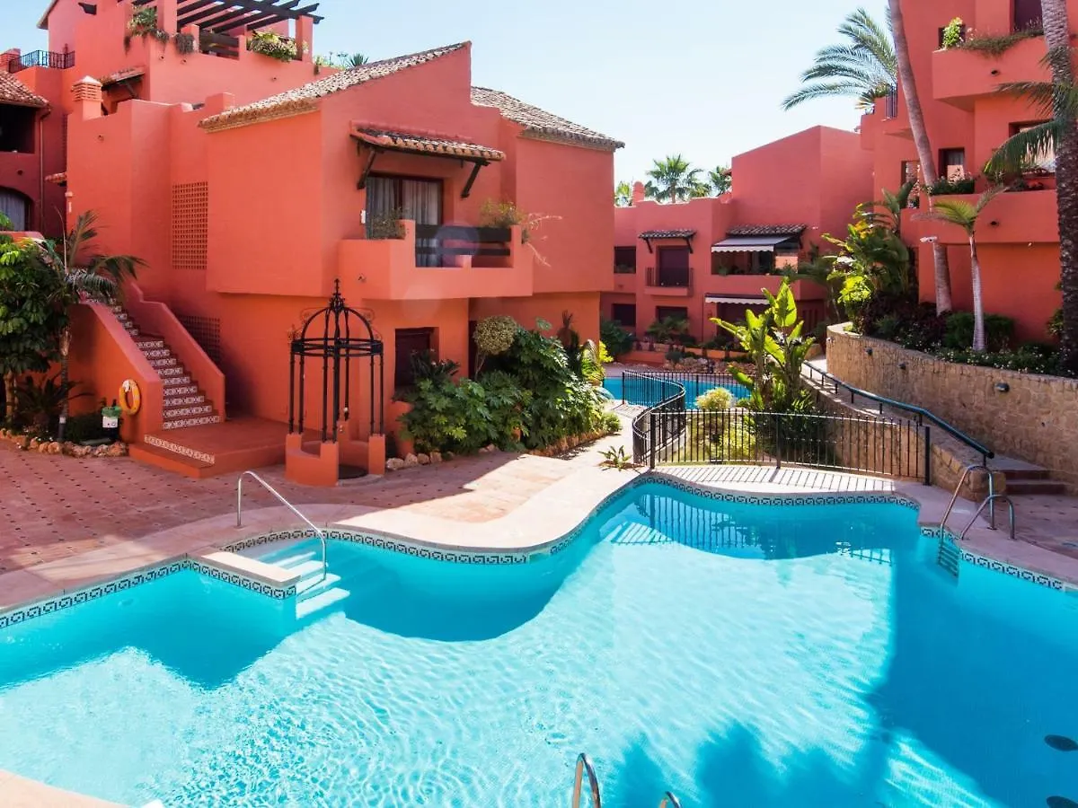 Rentandhomes Marbella Luxury Beach