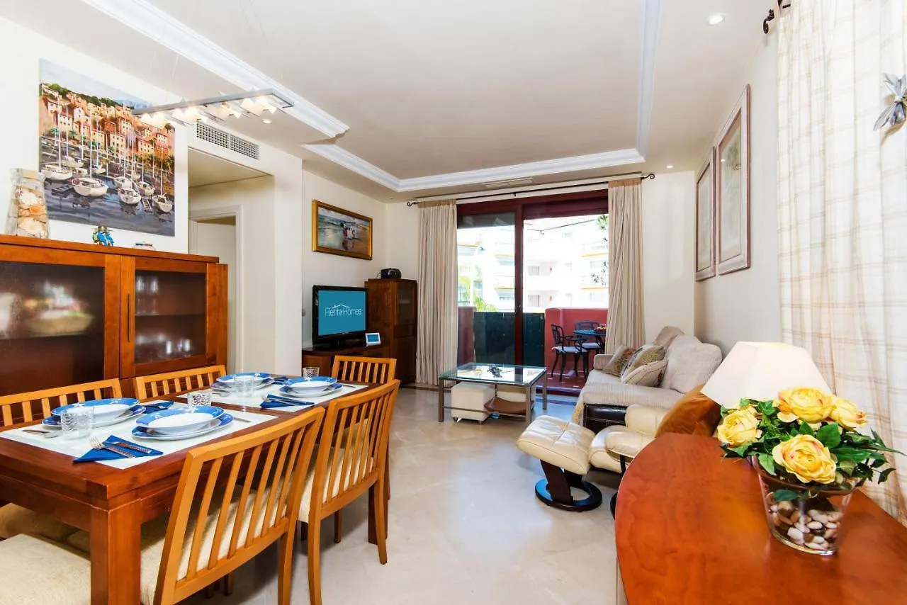 Rentandhomes Marbella Luxury Beach