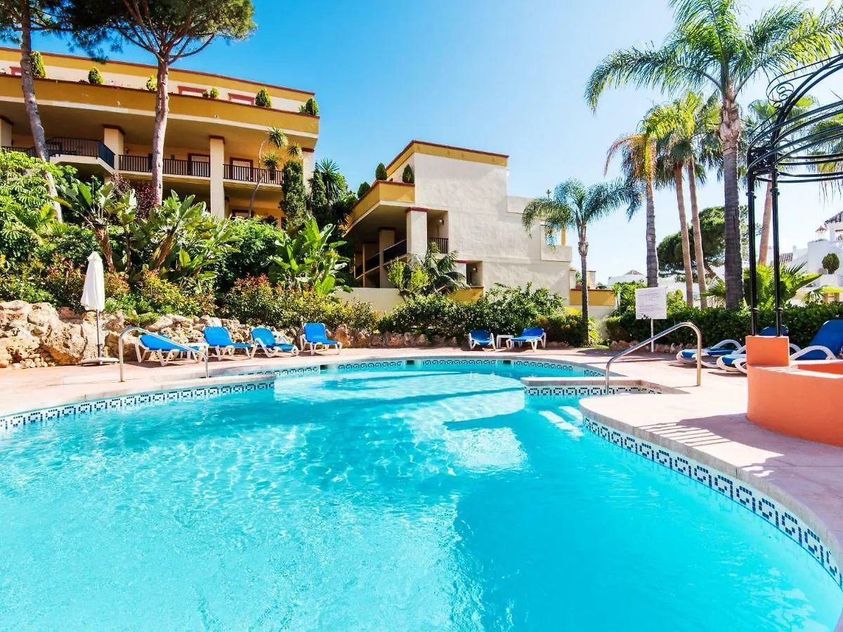 Rentandhomes Marbella Luxury Beach